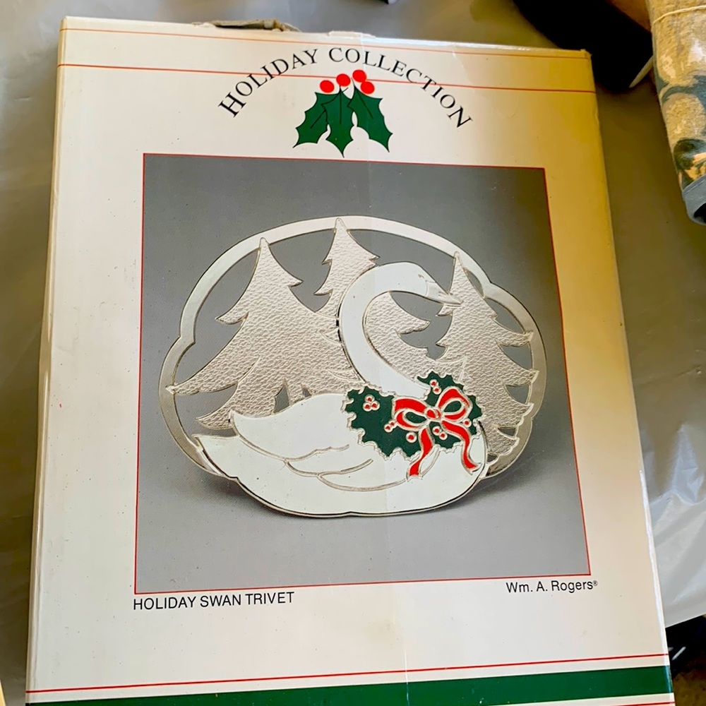 NIB silver duck tree trivet